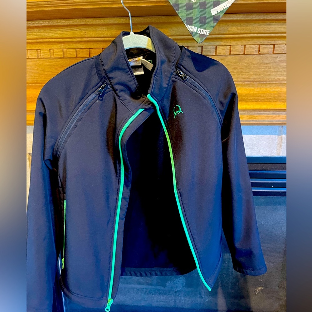 Cinch fall jacket 🖤🖤